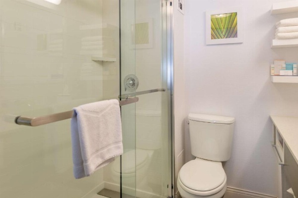 Hampton Inn Los Angeles-West Covina image 12